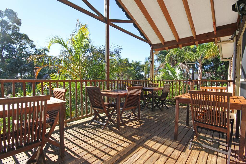 Oasis Inn Ulladulla - Welcoming Guests 18 Years And Older ภายนอก รูปภาพ