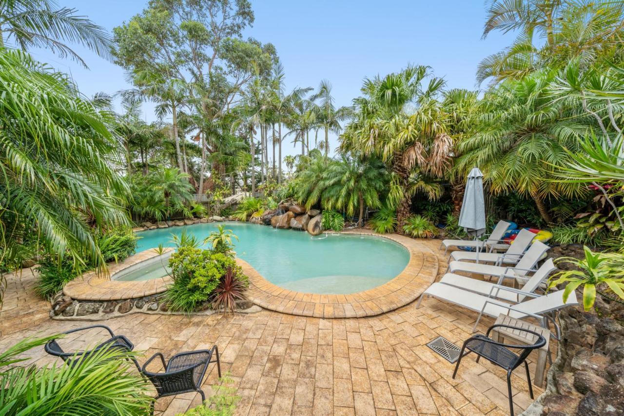 Oasis Inn Ulladulla - Welcoming Guests 18 Years And Older ภายนอก รูปภาพ
