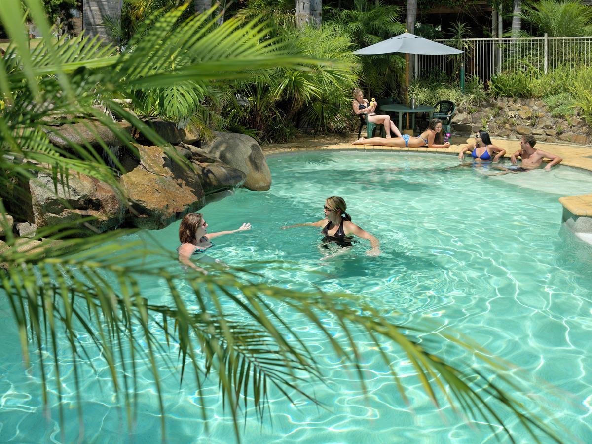 Oasis Inn Ulladulla - Welcoming Guests 18 Years And Older ภายนอก รูปภาพ